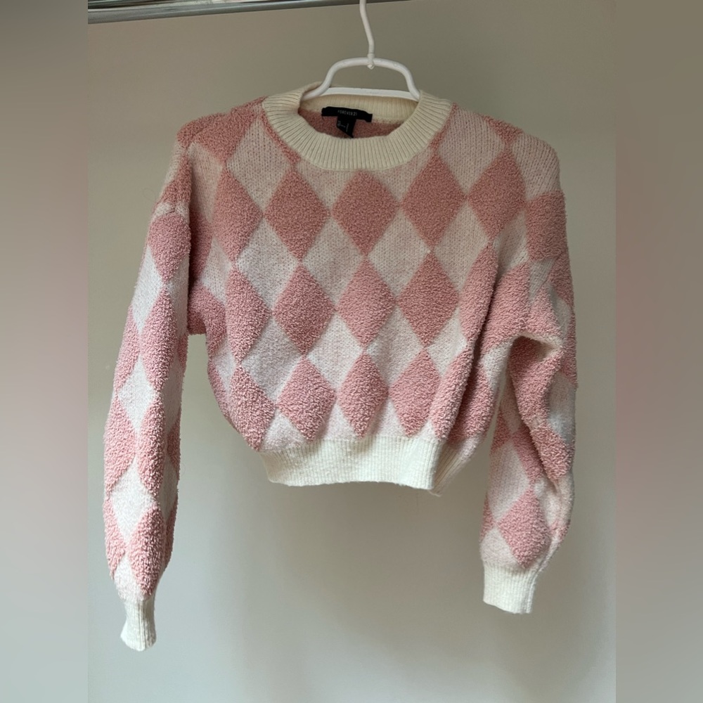 Super cute cropped sweater